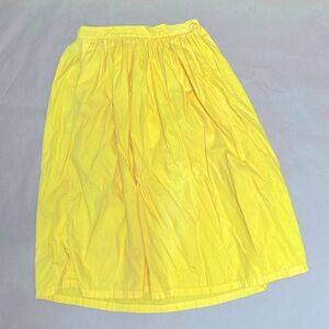Sunny yellow flowy skirt with pockets (m)